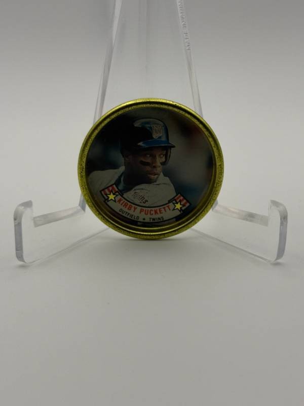 Topps Kirby Puckett Collectible Coin Card