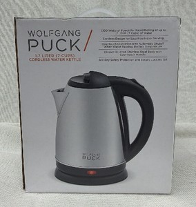 Brand New Wolfgang puck 1.7 L 7 cups cordless water kettle