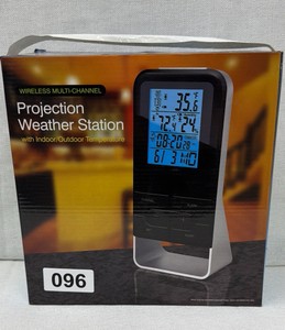 Brand New wireless multi channel projection weather station with indooroutdoor temperature
