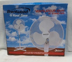 Brand new Brentwood cool zone 16 inch standing fan