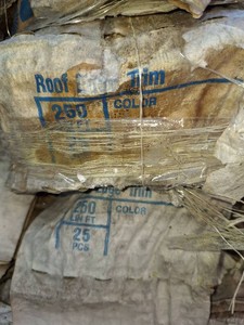 2 boxes roof edge