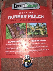 Cedar red rubber mulch