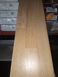 140sqft Ez plank oak laminate flooring