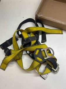 Full Body Safety Harness Fall Protection Harness OSHA ANSI Construction Roofing