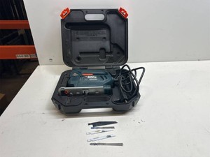 BLACKDECKER 3.5 Amp Variable-Speed Jigsaw w Hard Case  Blades