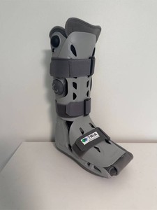 Aircast pneumatic orthopedic walking boot  fracture boot.