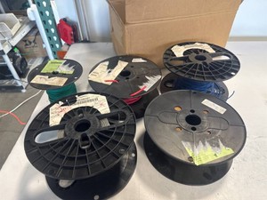 Lot of 5 Wire Spools   141618 Gauge   900 Ft Total