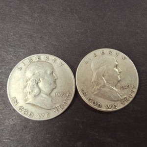 Lot of (2) Franklin Half Dollars 1949- 90% Silver