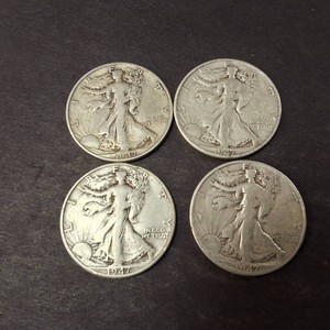 Lot of (4) 1947 Walking Liberty Half Dollars 90% Silver