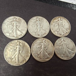 Lot of (6) 1940s Walking Liberty Half Dollars  - 90% Silver