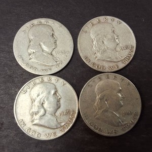 Lot of (4) 1940s Franklin Half Dollars 90% Silver
