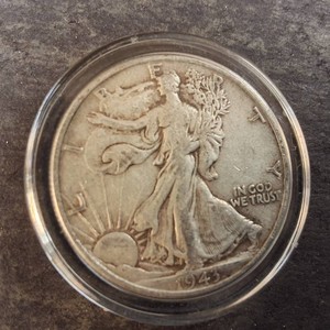 Single 90% Silver Walking Liberty Half Dollar 1943 in case