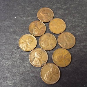 Lot of (9) Count Lincoln Wheat Cents - Lincoln Pennnies