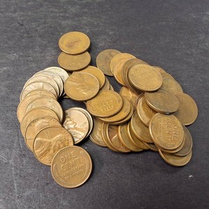ROLL lot of (50) Count Lincoln Wheat Cents - Circulated Vintage Lincoln Pennnies