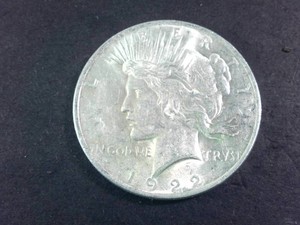 1922 US Peace Silver Dollar -  Vintage 90% Silver Coin - Clean