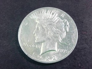 Another 1922 USA Peace Silver Dollar -  Vintage 90% Silver Coin - Crisp Detail