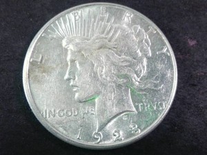 Beautiful 1923 USA Peace Silver Dollar -  Vintage 90% Silver Coin - Crisp Detail