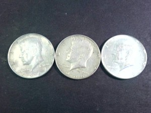 1967-69 Lot of (3) Kennedy Half Dollars (40% Silver content) Nice Coins