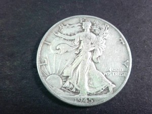 1945 Walking Liberty Half Dollar - 90% Silver - Circulated
