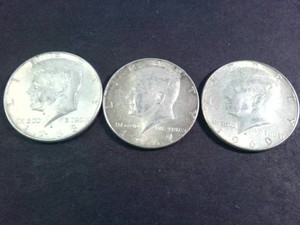 1967-69 Lot of (3) Kennedy Half Dollars (40% Silver content) Circulated Coins