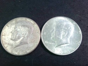 1964 Lot of (2) Kennedy Half Dollars (90% Silver content) 1 Bright and 1 circulated