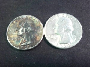 Lot of (2) silver coins Washington Quarters (90% Silver content)