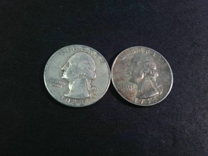 Lot of (2) silver coins Washington Quarters (90% Silver content) circulated