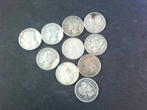 Lot of (10) Vintage dimes mixed dates that contain 90% silver and 10% copper