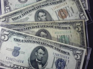 Spectacular Lot of (4) Vintage Series 1934 $5 Notes  Complete 3-Seal Color Run Set (Red, Blue, & Green)