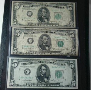 Lot of (3) $5 FRN notes  two circulated, one in very good condition incl. A&C series