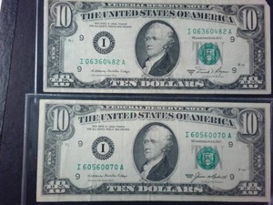 1981A and 1985 Series $10 FRN in great condition