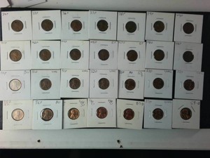 Lot of (28) Linear Series 1934-58 Coin Flipped Wheat Pennies in Good Condition