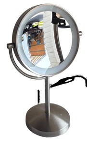 G - Adjustable Light Up Vanity Mirror
