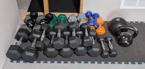 LL - Weight Set Mixed Lot - Inspire Rack, Dumbbells & Kettlebell