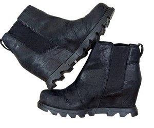 Chelsea Booties - Sorel Joan of Arctic Wedge III Size 9