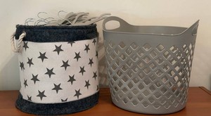 Childrens Hangers - Mixed Assortment With Storage Baskets