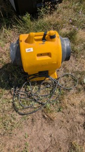Large industrial dryer fan construction site fan carpet dryer tested working