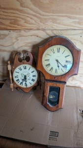lot of two vintage clocks New England clocks and verichron wooden