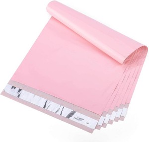 Metronic Poly Mailers 10x13 100 Pack, Self Seal Shipping Bags for Clothes  Thick Strong Adhesive Waterproof Tear-resistant Mailing Envelopes, Packaging Bags for Clothing, Small Business, Light Pink