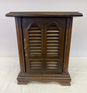 Vintage Wooden Storage Cabinet - 20in T x 17.5in W x 17.5in D
