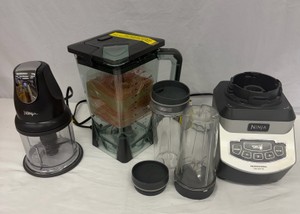 Lot Ninja Blender & Ninja Express ChopFood Processor