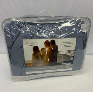 JCP Dream Down Alternative Comforter (Delft Blue) - King Size