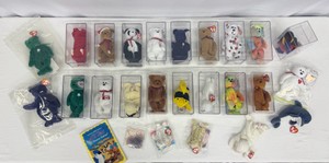Large Lot of TY Beanie Babies & Cases