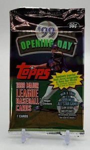 1 Pack of 1999 Topps Baseball Cards
