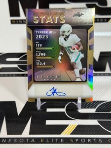 Tyreek Hill Auto 30 2025 Leaf Video Game Stats In The Game Used Sports #VG-TH2 Numbered 2530 Football Card