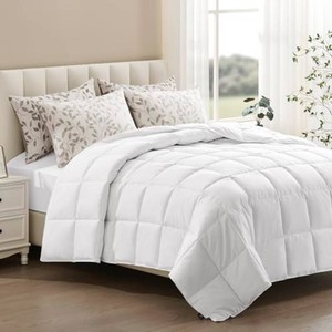 $45 ACCURATEX Lightweight Duvet Insert King, Summer Bedding Comforter 104x90