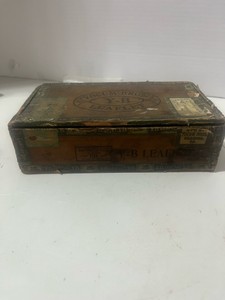 Vintage Y-B Leaflet Wooden Cigar Box Yocum Brothers Est. 1879