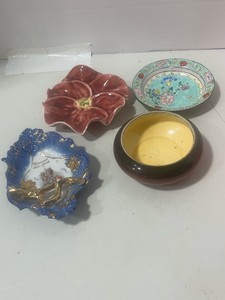 Set of 4 Vintage Trinket Dishes Germany, China Redwood