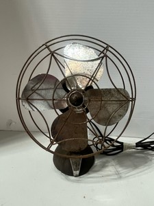 Vintage Wizard 10 Metal Fan