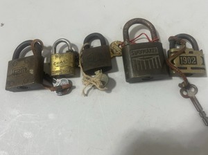 5 Vintage Padlocks and Keys Guard, Slaymaker, Corbin, Comet, Jewel